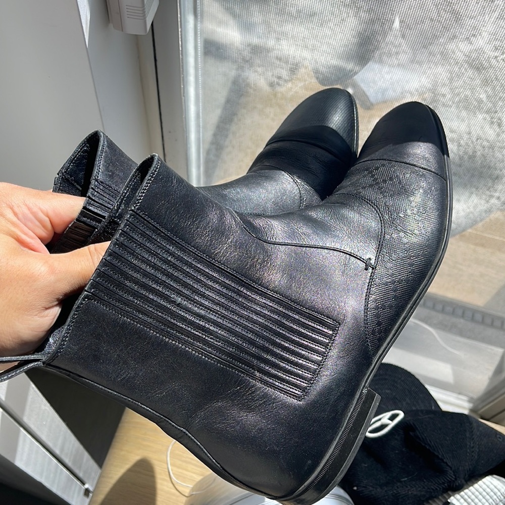 Gucci Leather Chelsea Boots - Picture 1 of 3